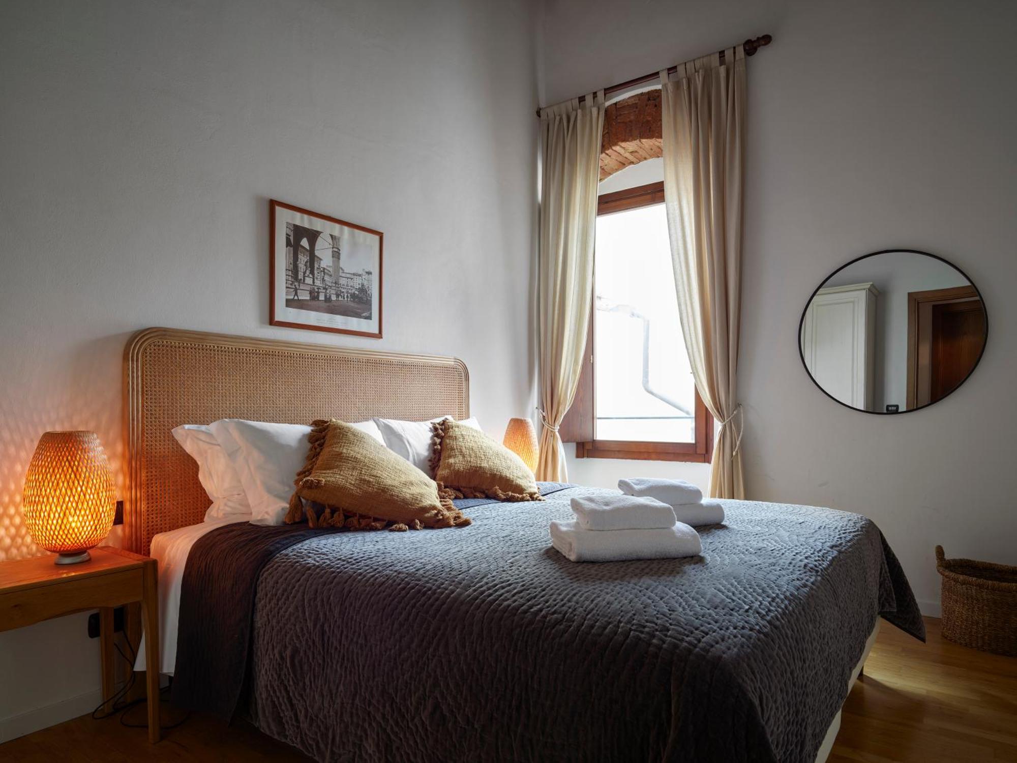 One Of A Kind Near The Duomo W/Balcony Palace Apt Florenţa Exterior foto