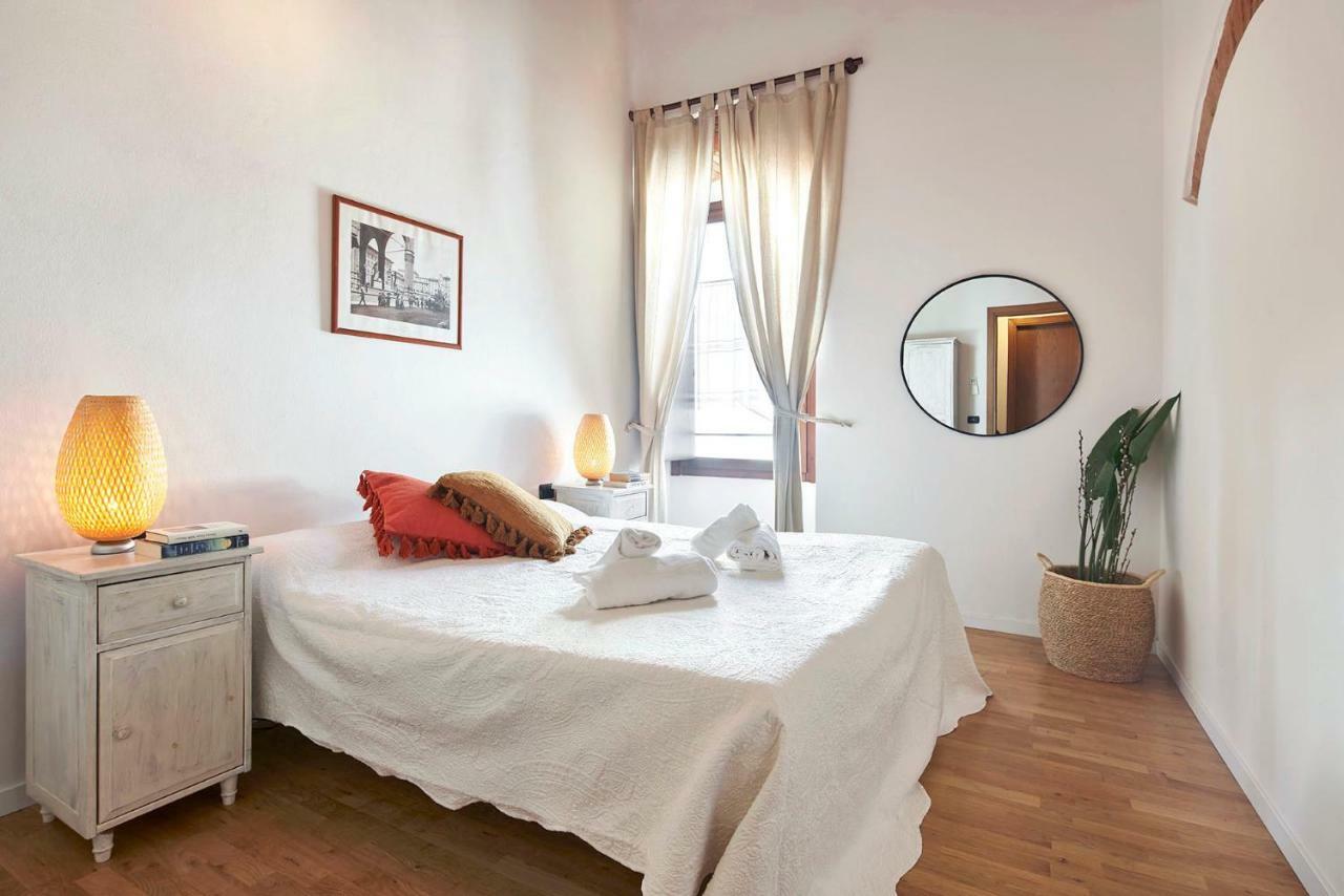 One Of A Kind Near The Duomo W/Balcony Palace Apt Florenţa Exterior foto